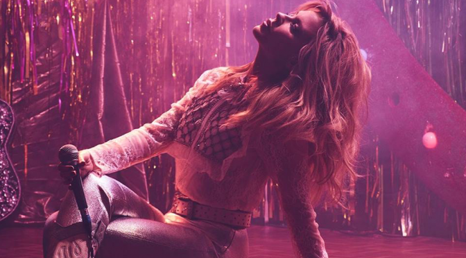 Kylie Minogue, con ‘Dancing’ in scena fino all’ultimo respiro